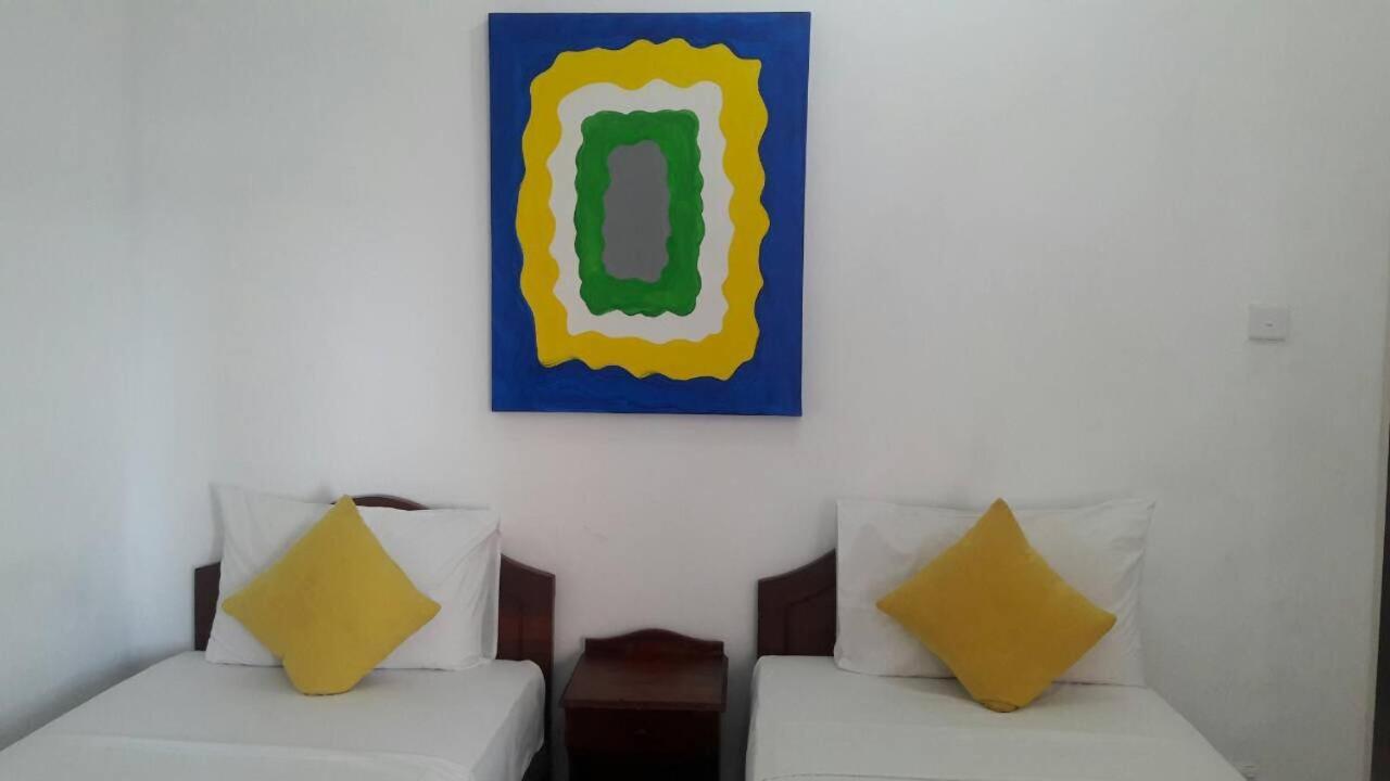 Sea View Hotel Коломбо Экстерьер фото
