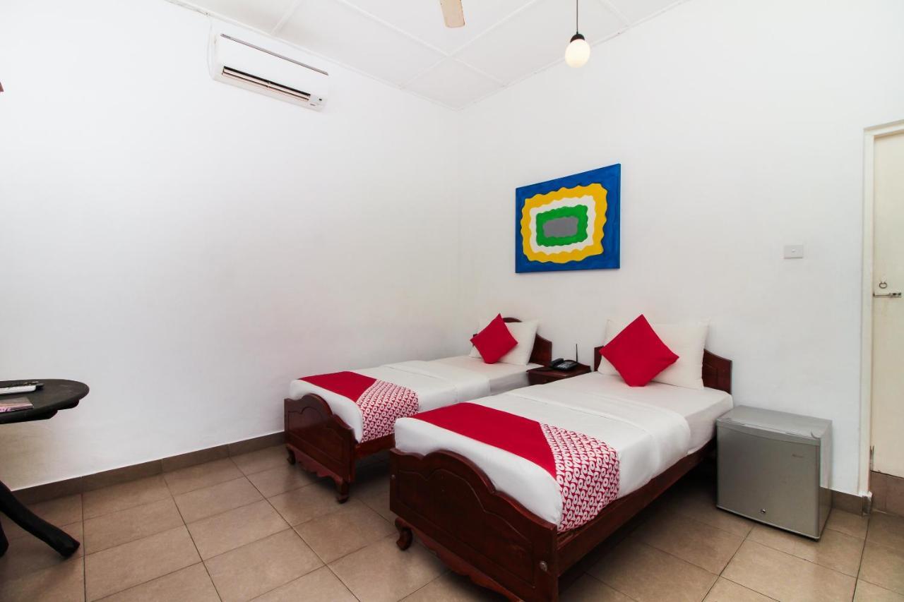 Sea View Hotel Коломбо Экстерьер фото