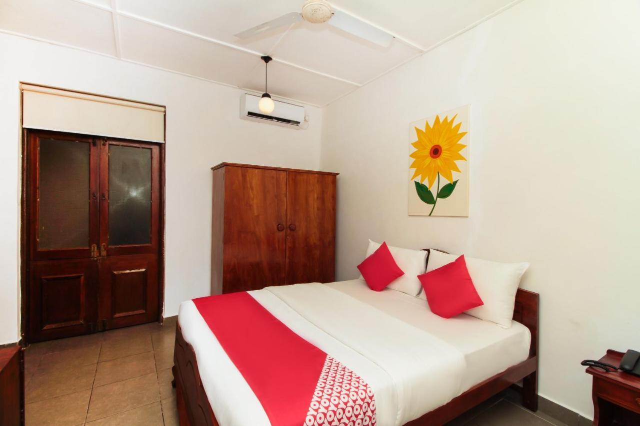 Sea View Hotel Коломбо Экстерьер фото
